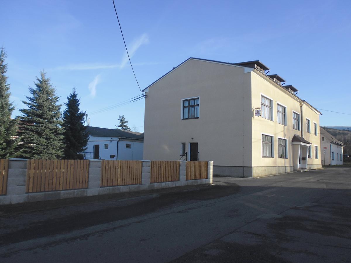 Bike-Hotel Medenec Nove Mesto pod Smrkem Εξωτερικό φωτογραφία